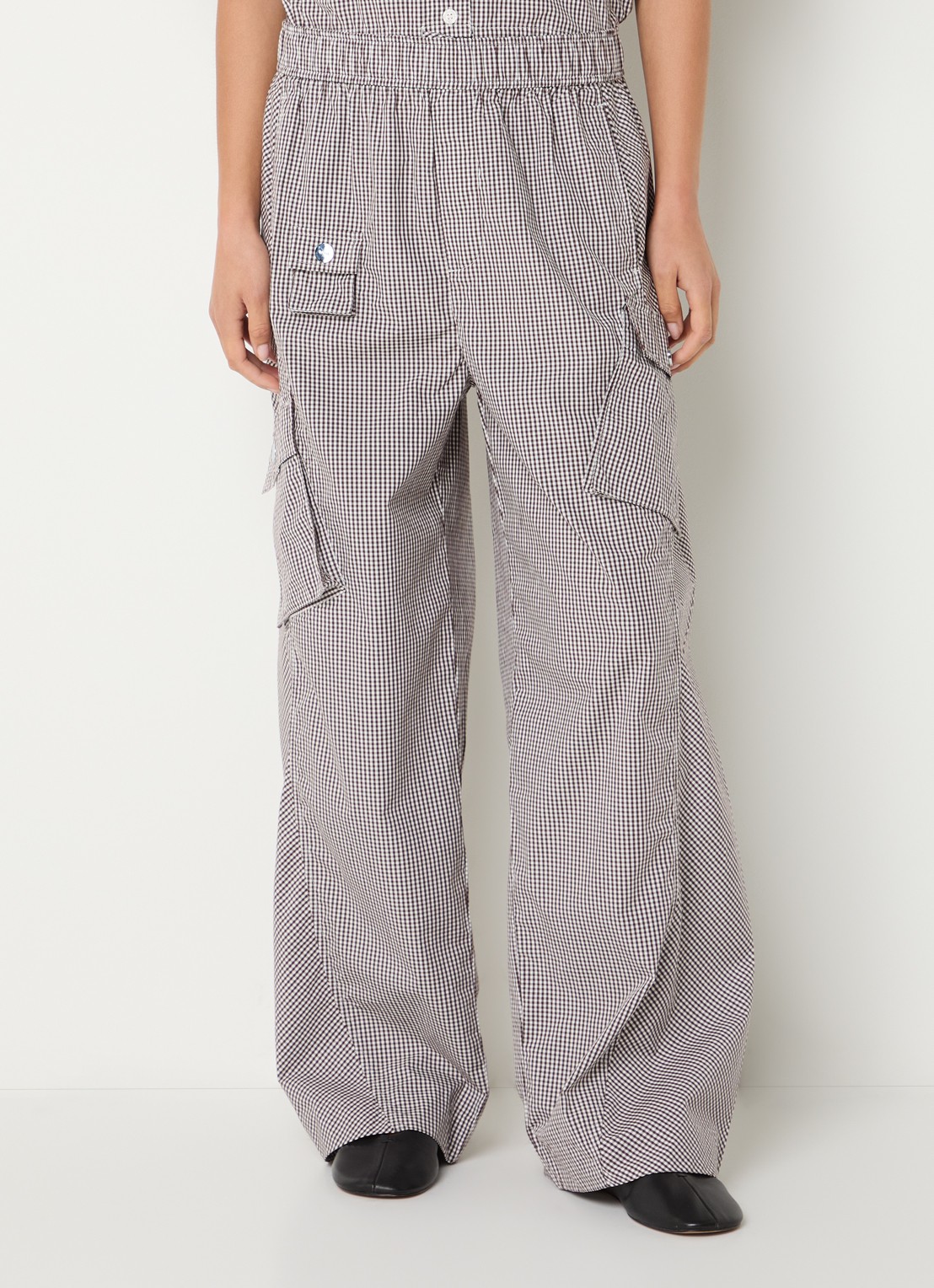 Ganni High waist wide fit cargobroek met ruitdessin - detail 4 bruin