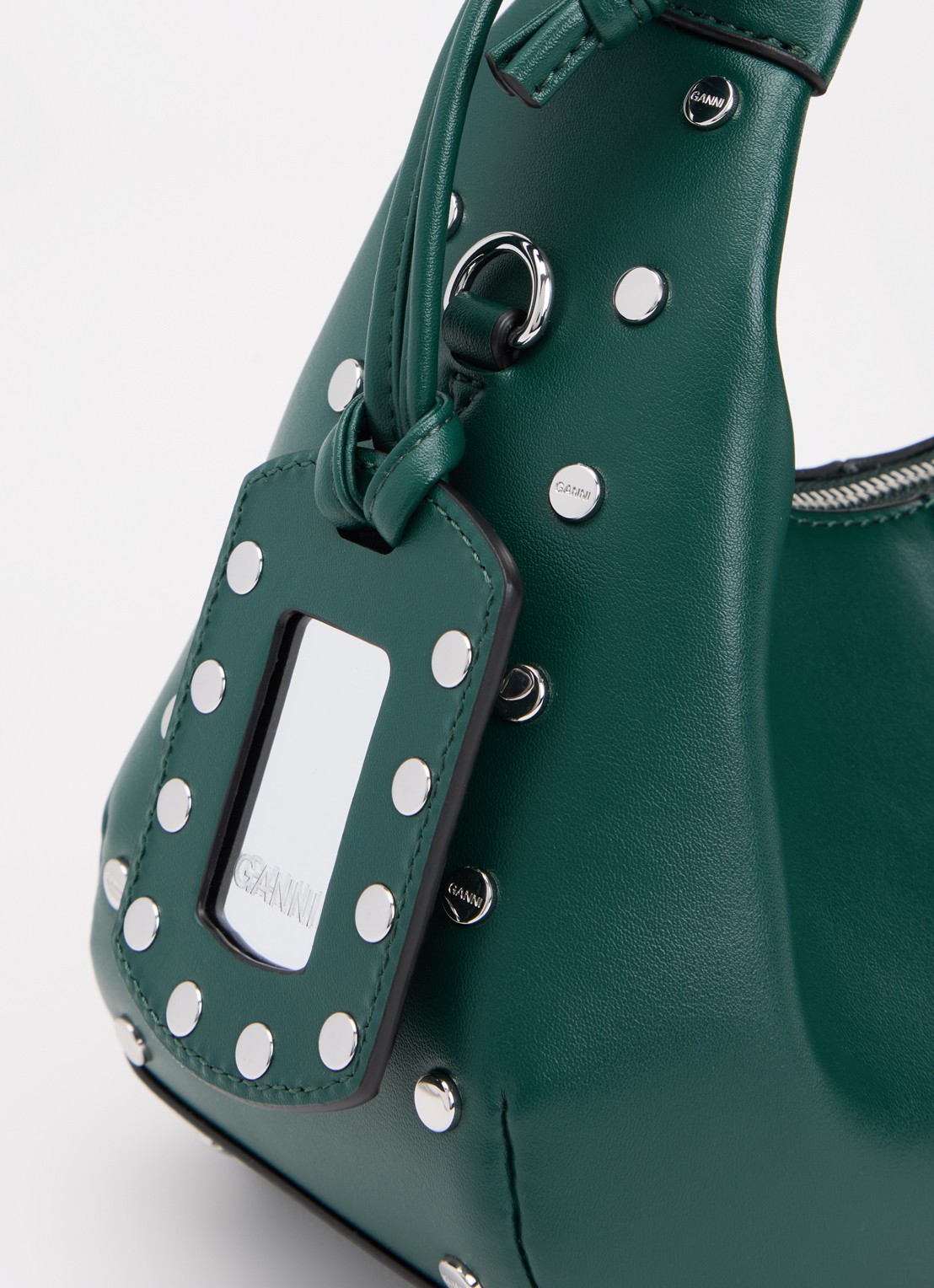 Ganni Hobo Mini handtas van leer met studs - detail 5 groen