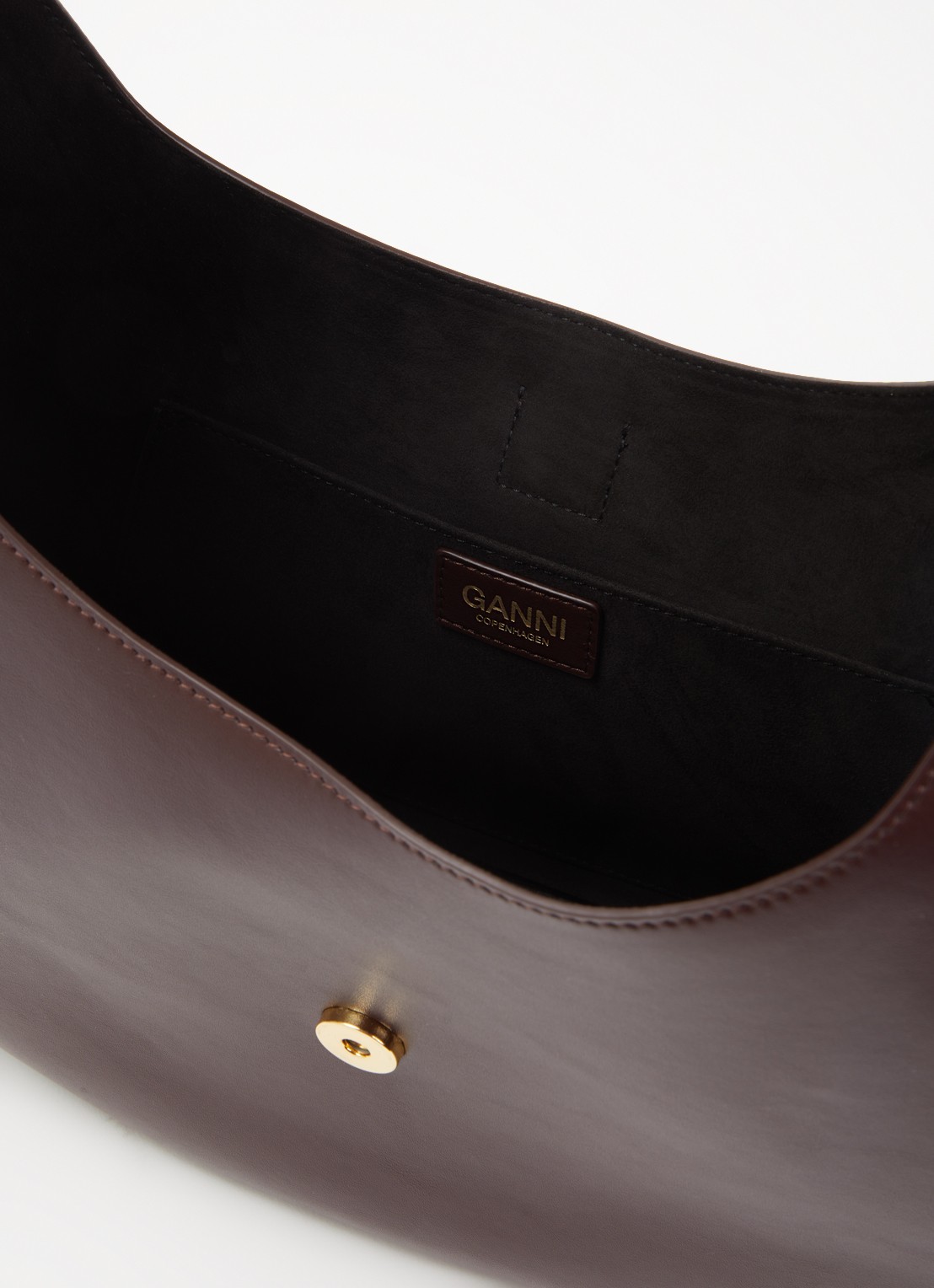 Ganni Kat Small schoudertas met gespdetail en logo - detail 3 beige