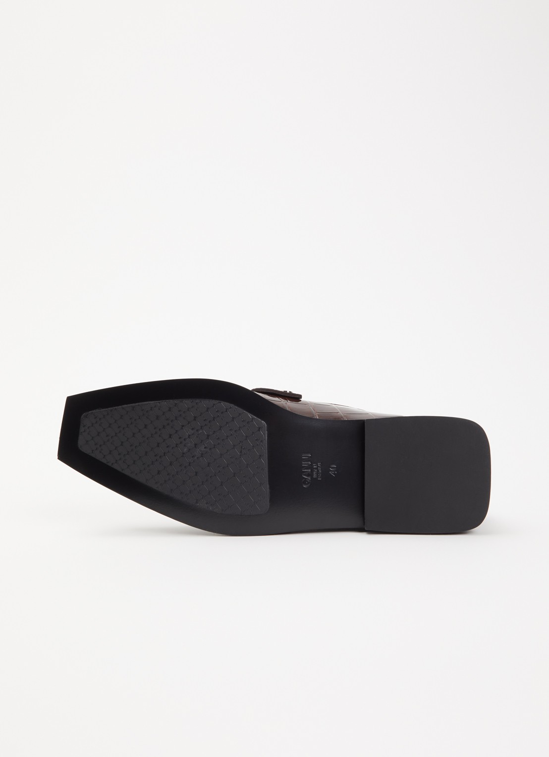 Ganni Loafer met crocostructuur en lakfinish - detail 5 kastanjebruin