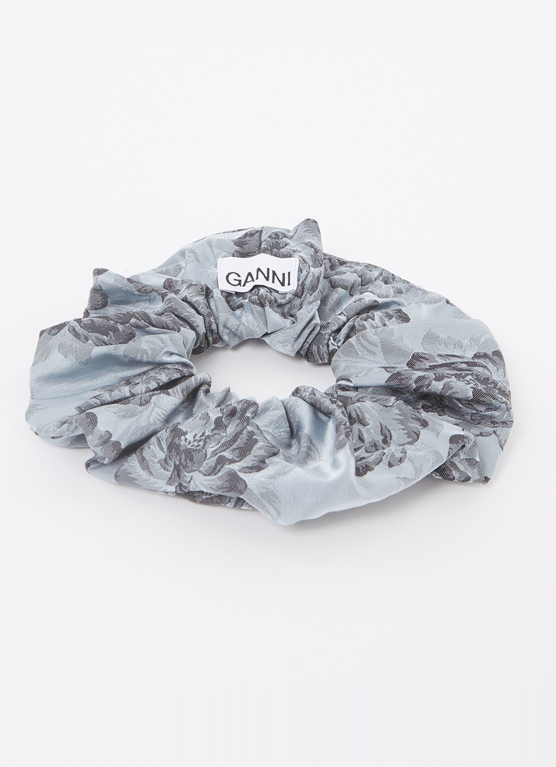 Ganni Scrunchie met bloemenprint - voorkant blauwgrijs