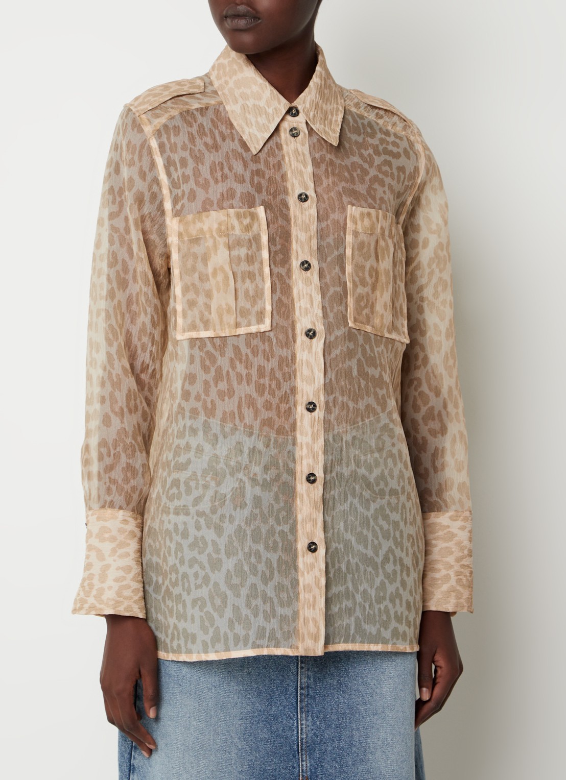 Ganni Semi-transparant blouse met panterprint - detail donkerbeige