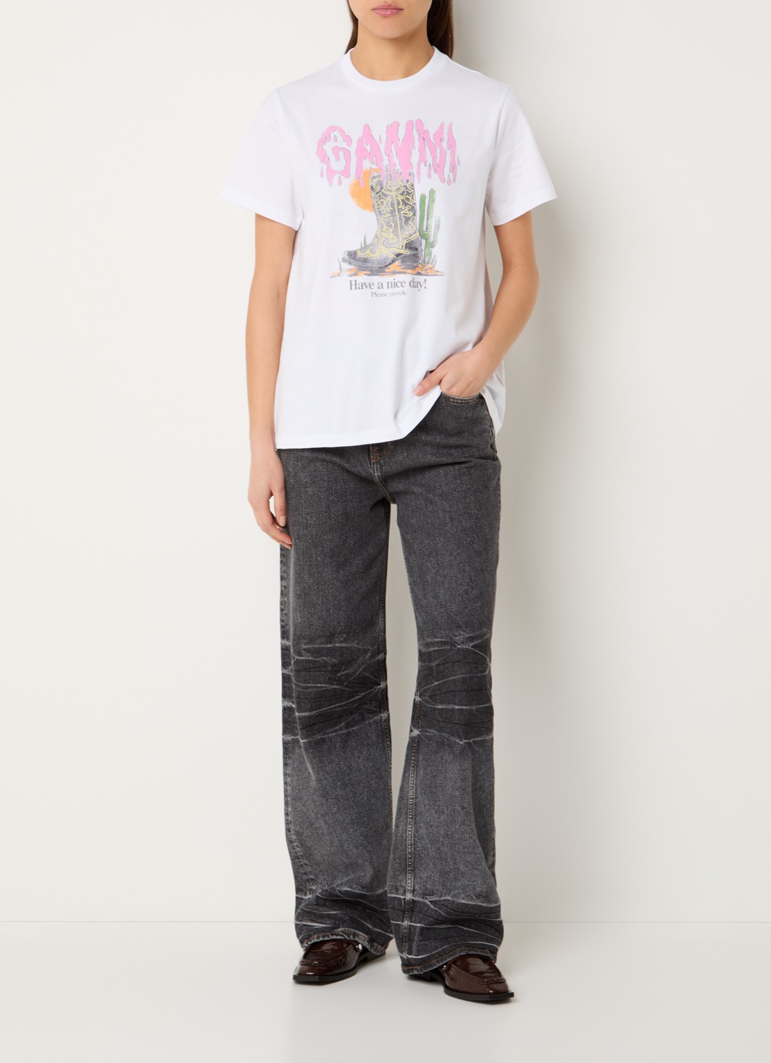 Ganni T-shirt met logoprint - voorkant 2 wit