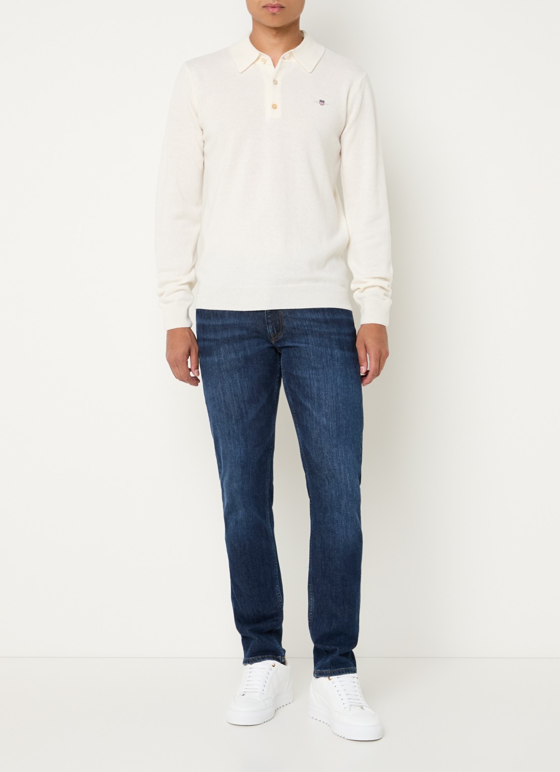 Gant Fijngebreide pullover met polokraag en logoborduring - voorkant 3 gebroken wit