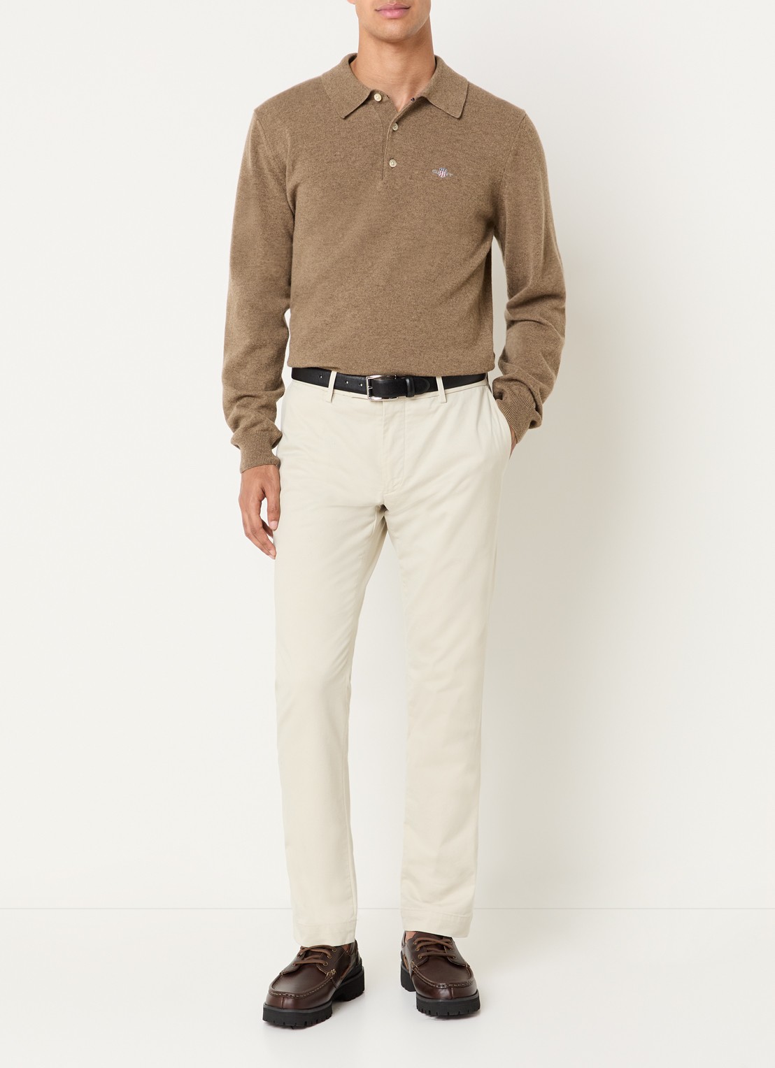 Gant Fijngebreide pullover van lamswol met logoborduring - voorkant 4 bruin