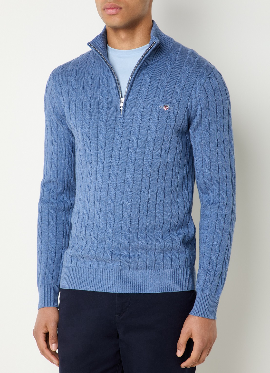 Gant Kabelgebreide trui met logo en halve rits - detail 4 staalblauw