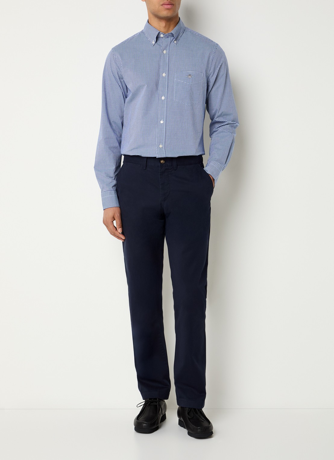 Gant Regular fit chino met steekzakken - voorkant 2 donkerblauw