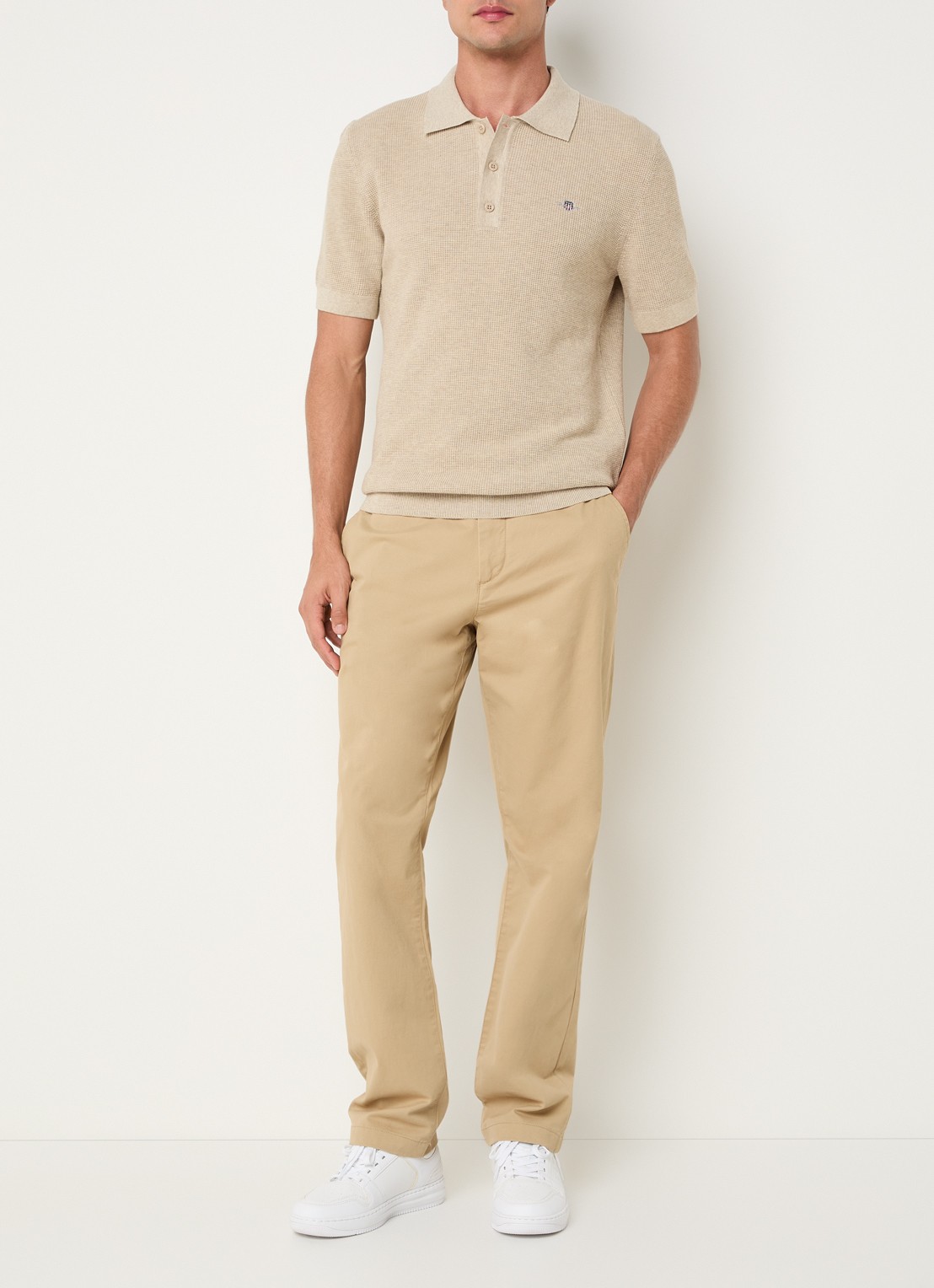 Gant Regular fit polo met logoborduring - voorkant 4 beige