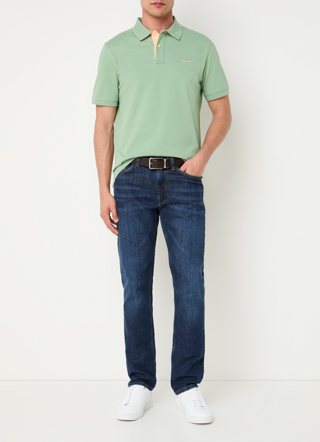 Gant Regular fit polo van piqué katoen met logoborduring - voorkant 4 lichtgroen