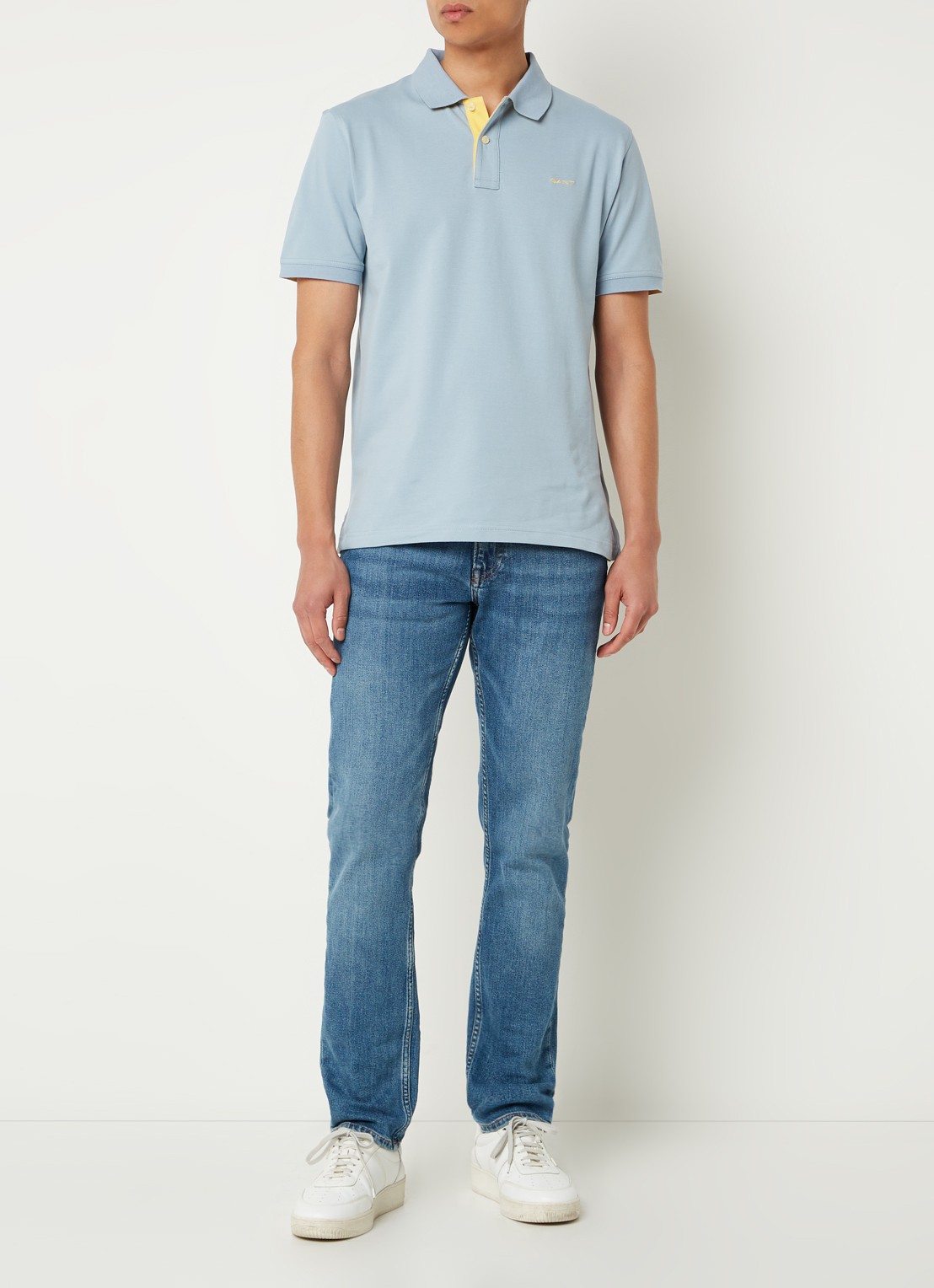 Gant Regular fit polo van piqué katoen met logoborduring - voorkant 3 blauwgrijs