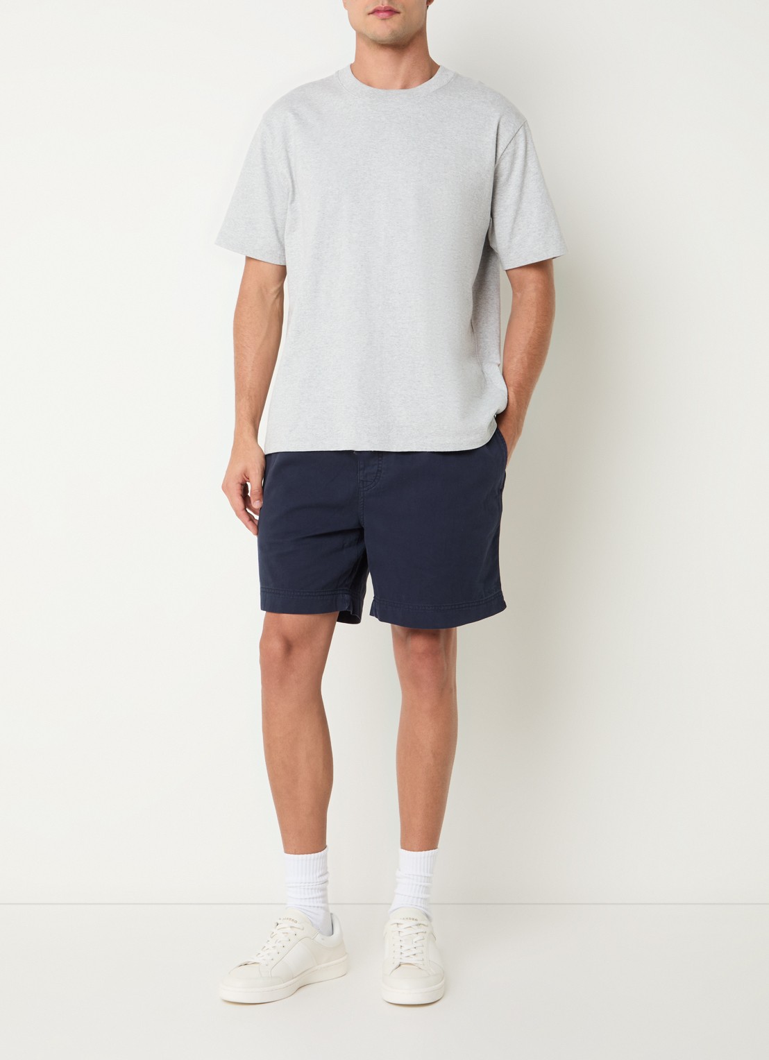 Gant Straight fit korte broek met steekzakken - voorkant 2 blauw