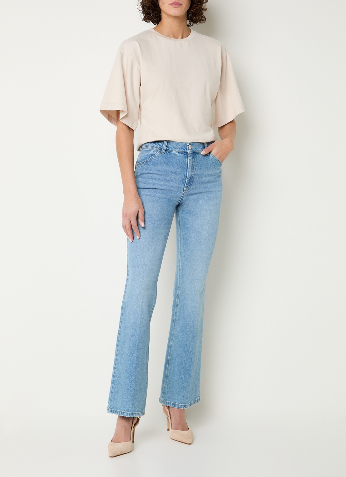 Gardeur High waist flared jeans met lichte wassing - voorkant 4 indigo