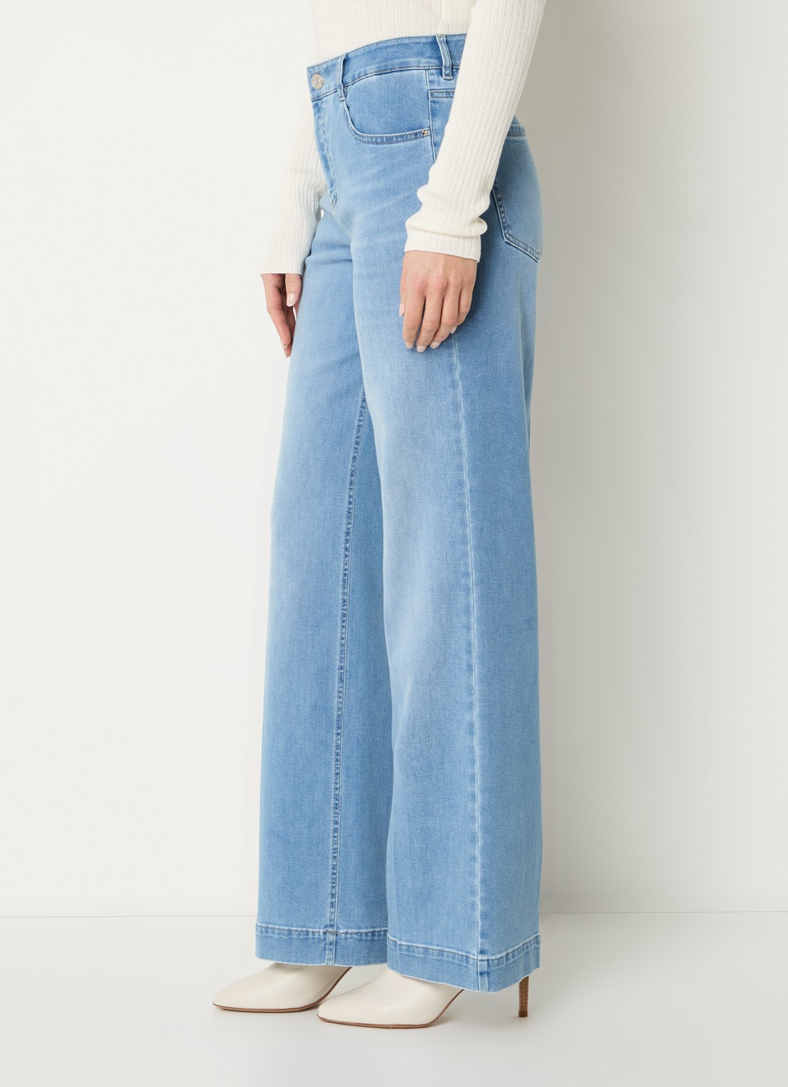 Gardeur High waist wide leg jeans  met lichte wassing - detail 4 indigo