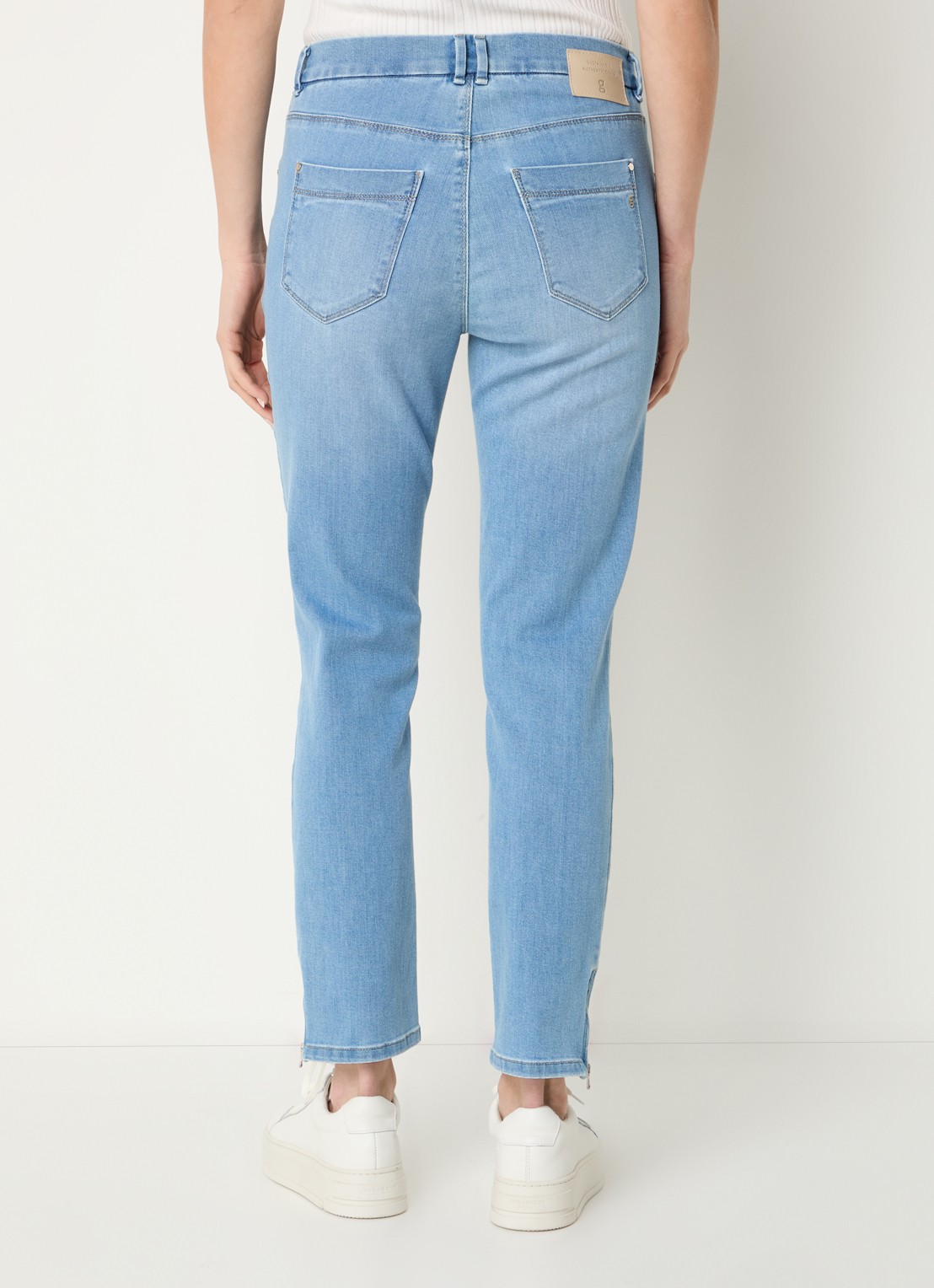 Gardeur Mid waist cropped slim fit jeans  met lichte wassing - achterkant 5 indigo
