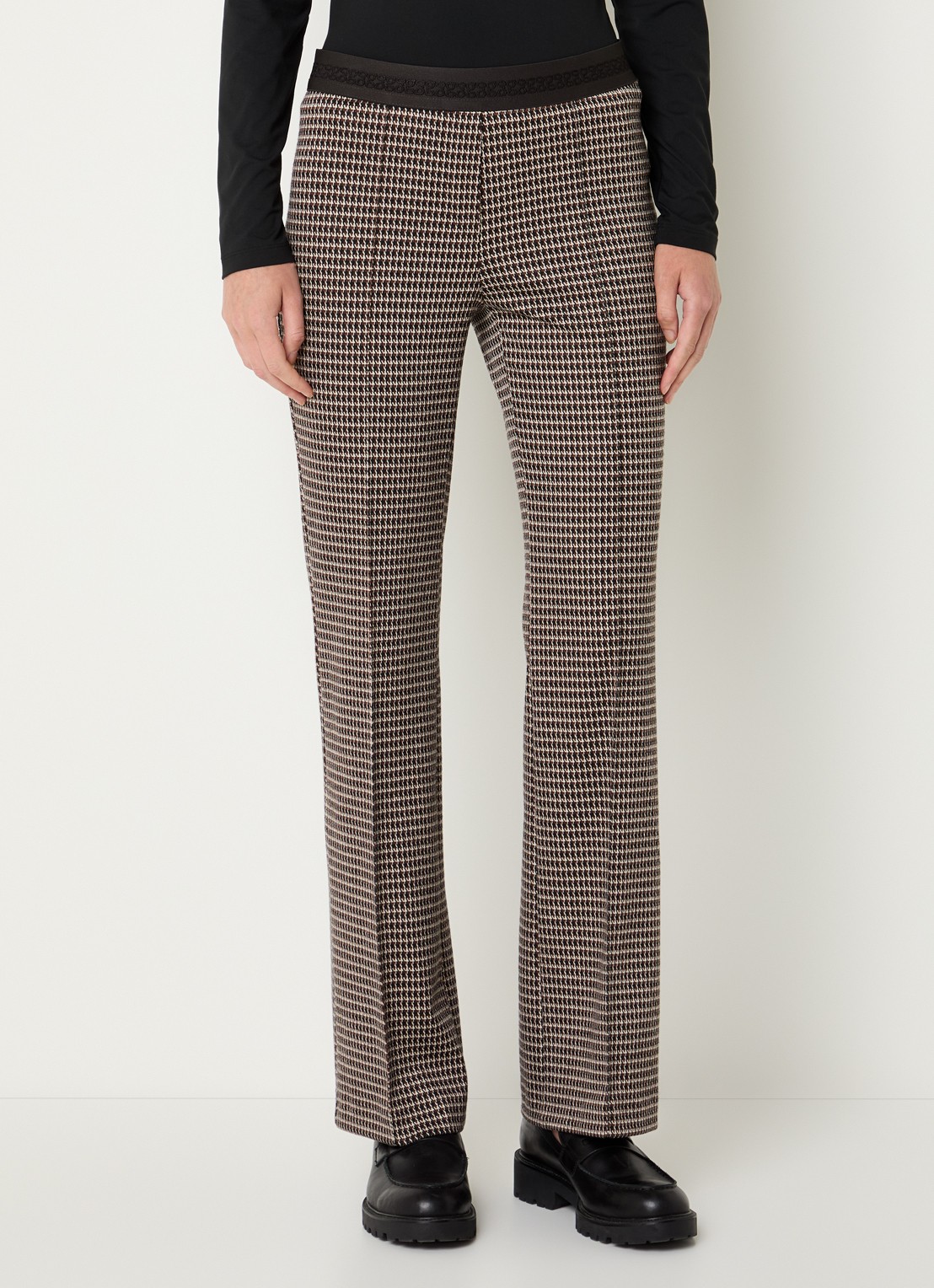 Gardeur Mid waist flared broek met ingebreid print - detail lichtbruin