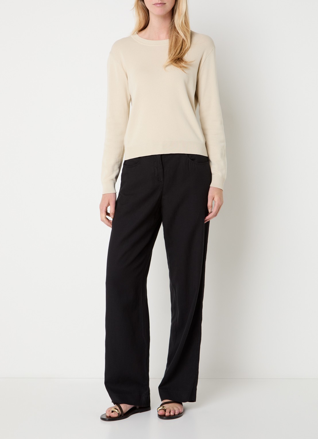 Gardeur Mid waist straight fit chino in linnenblend met steekzakken - voorkant 2 zwart