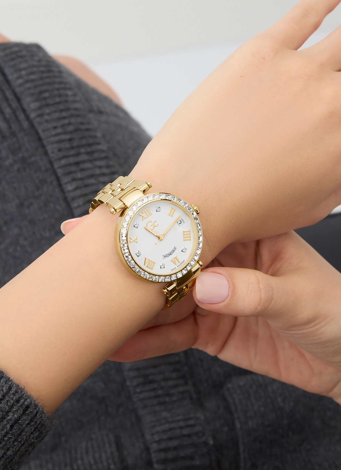 Gc Watches Flair Crystal horloge Z01022L6  - detail goud