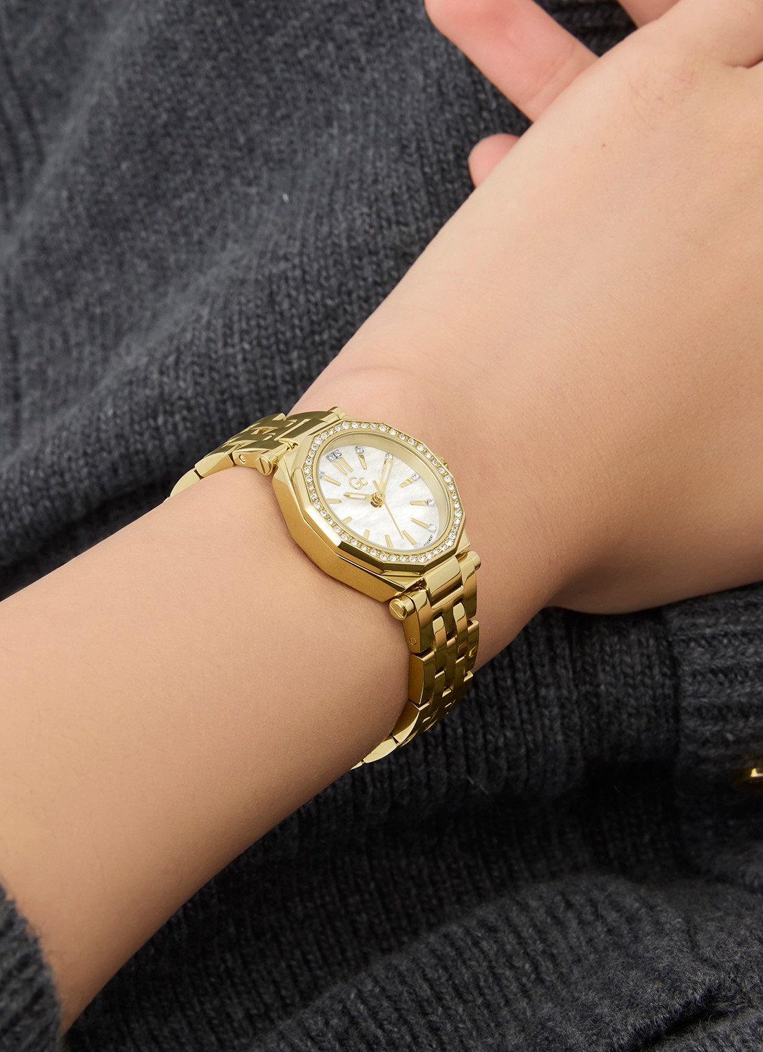 Gc Watches Gleam Mini horloge Z54005L9 - detail goud
