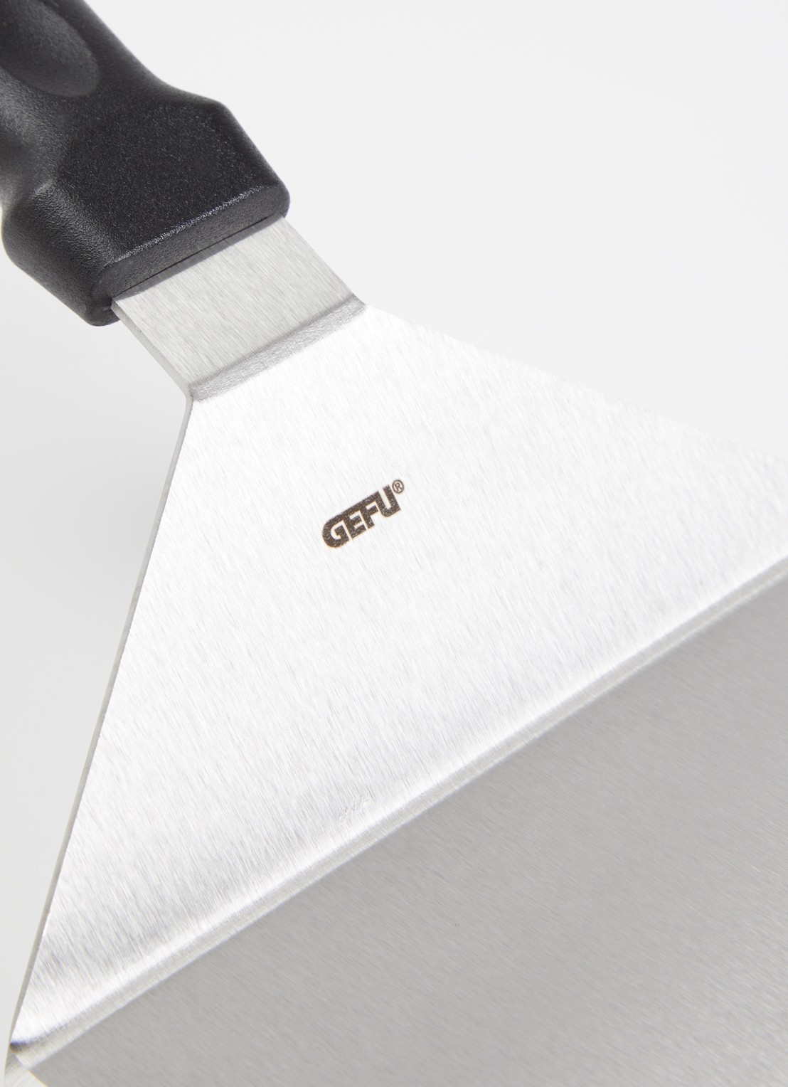 GEFU BBQ XXL spatel 31,5 cm - detail zwart
