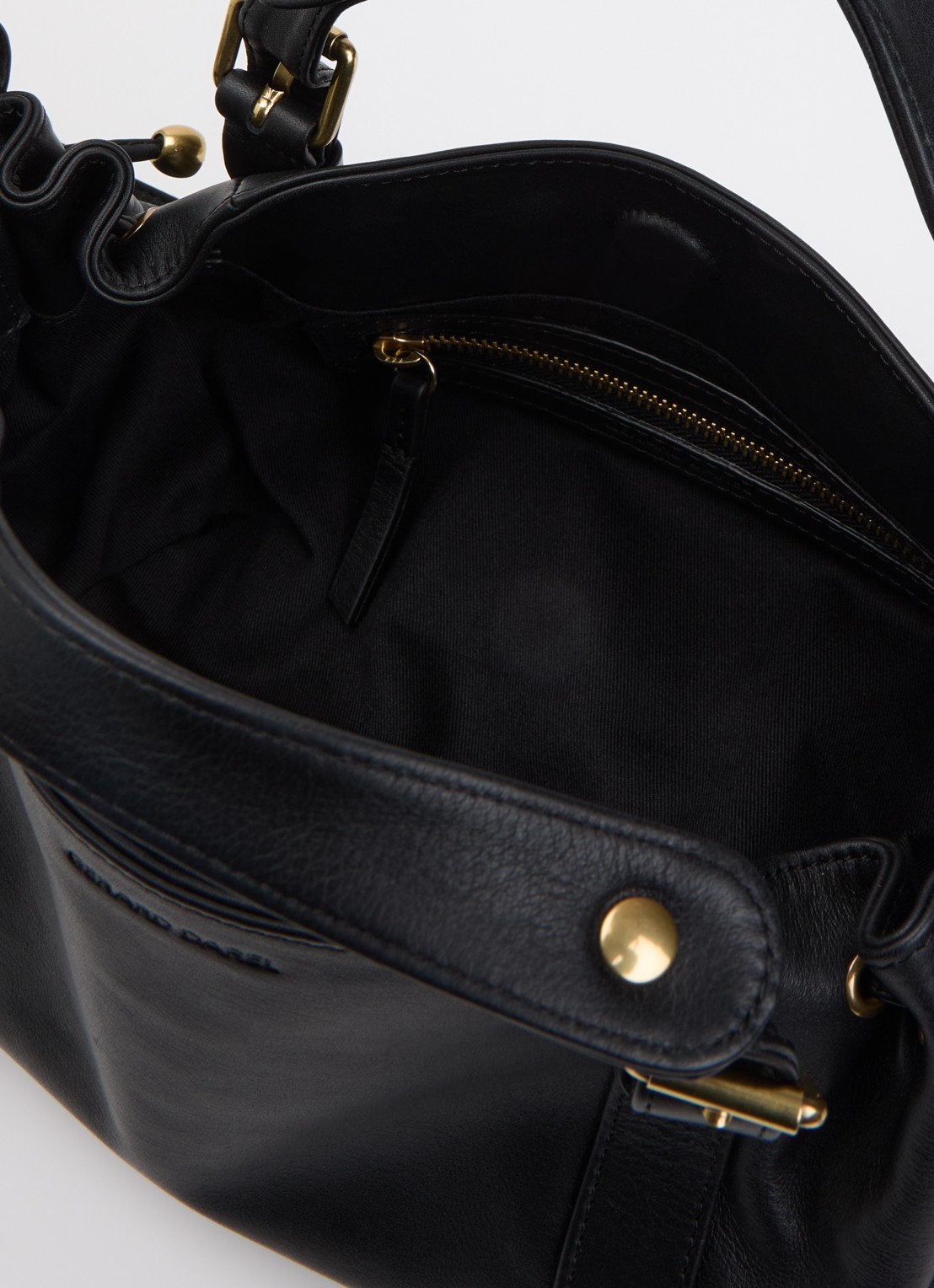 Gerard Darel 12H handtas van leer  - detail 2 zwart