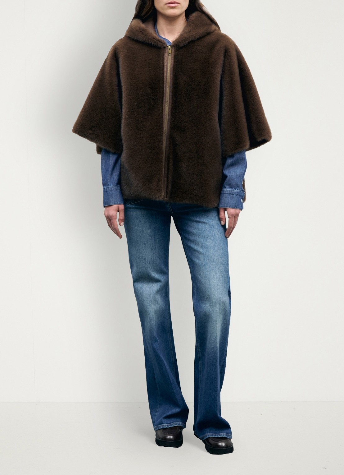 Gerard Darel Amel jas van imitatiebont  - detail donkerbruin