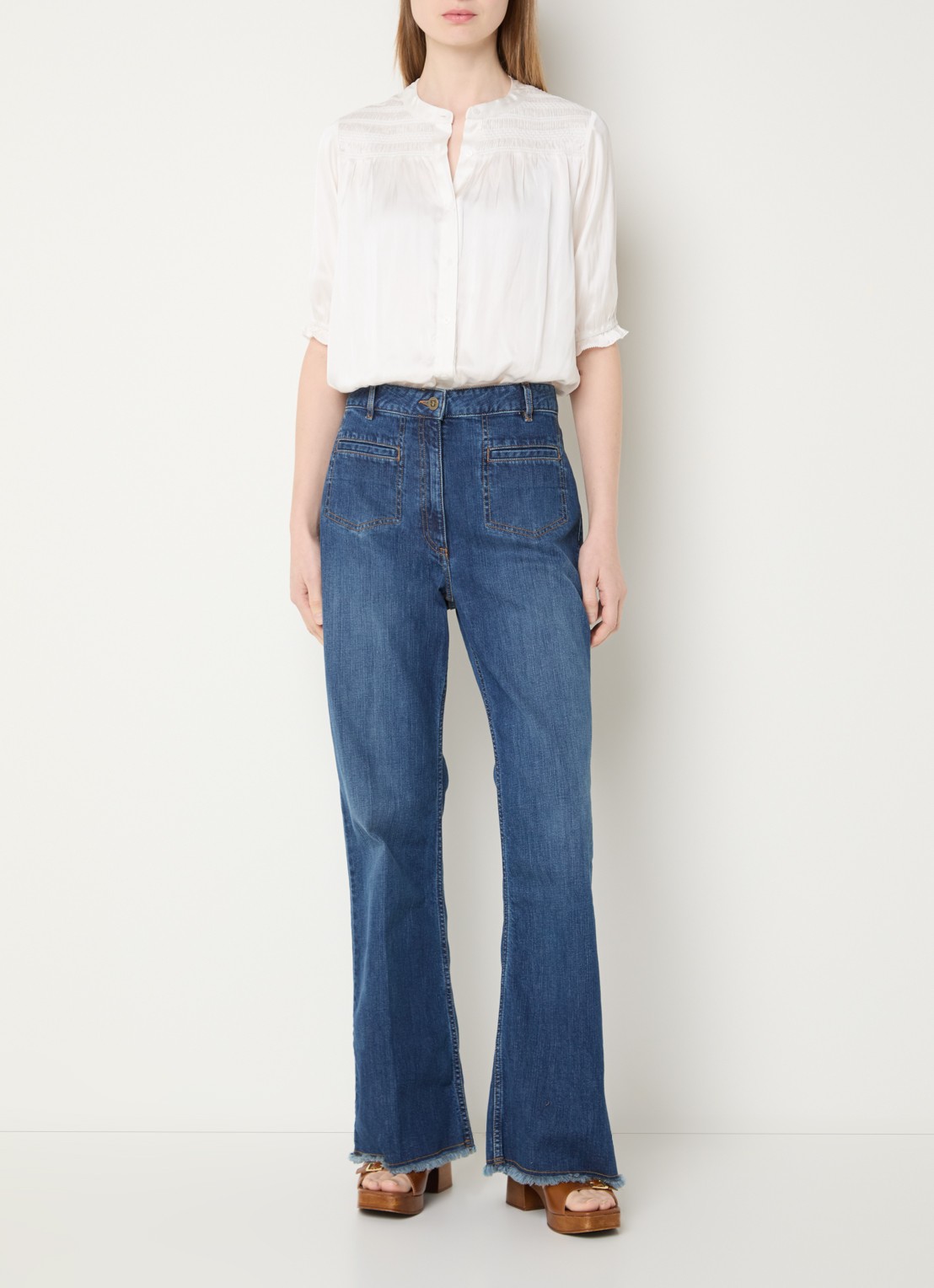 Gerard Darel Catrine blouse van satijn - voorkant 2 creme