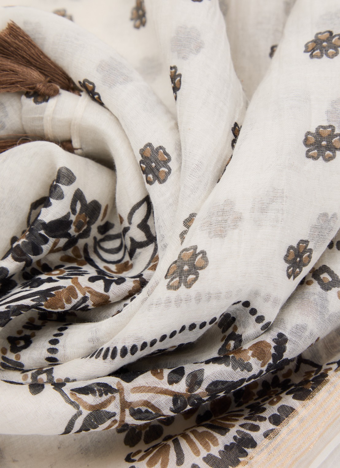Gerard Darel Daphne sjaal in zijdeblend 70 x 180 cm  - detail 2 beige