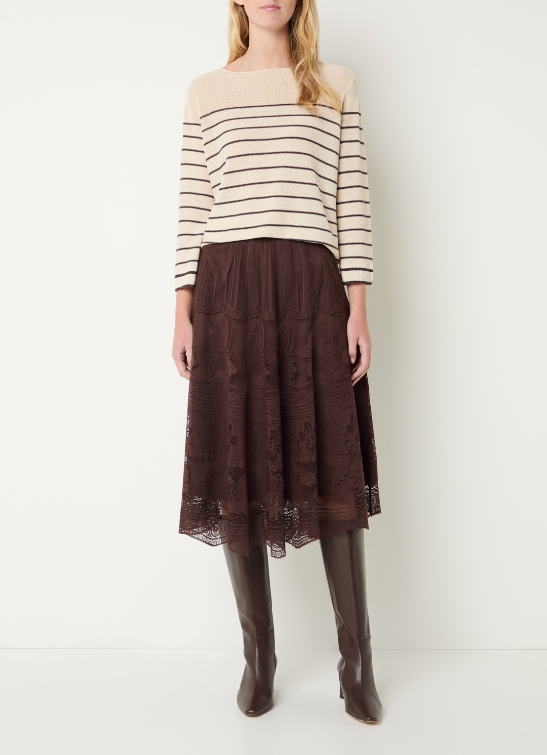 Gerard Darel Jany midi rok met bloemenprint van kant - voorkant 2 donkerbruin