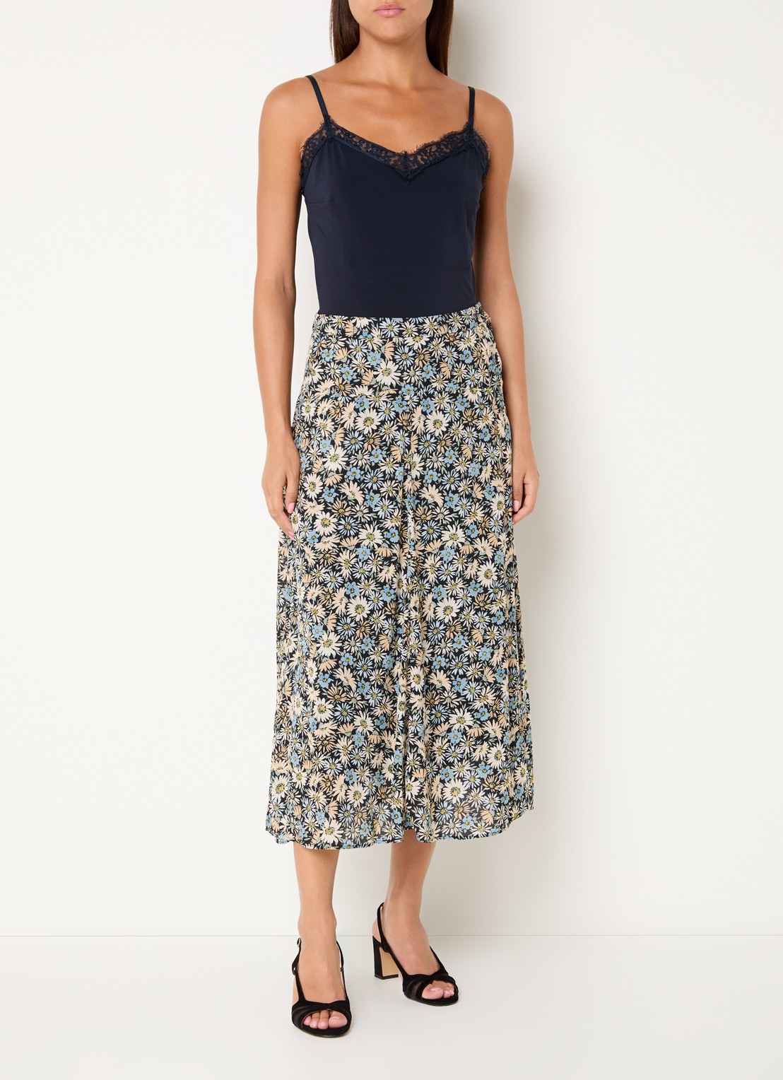 Gerard Darel Jelina midi rok met bloemenprint - voorkant 3 zwart