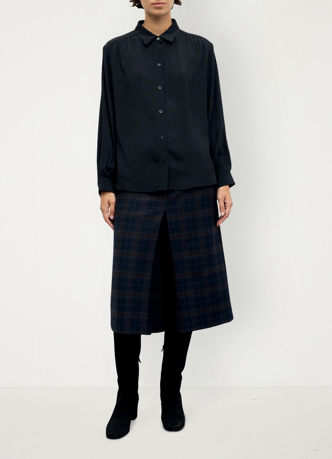 Gerard Darel Lilie blouse in zijdeblend met plooien - voorkant 2 zwart