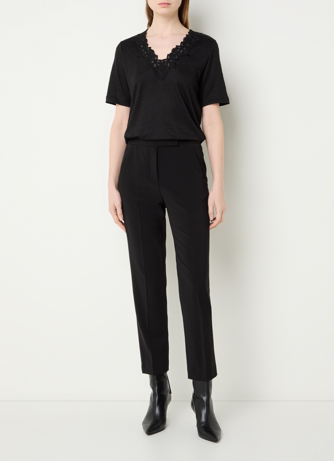 Gerard Darel Maevanelle top met broderie - voorkant 2 zwart