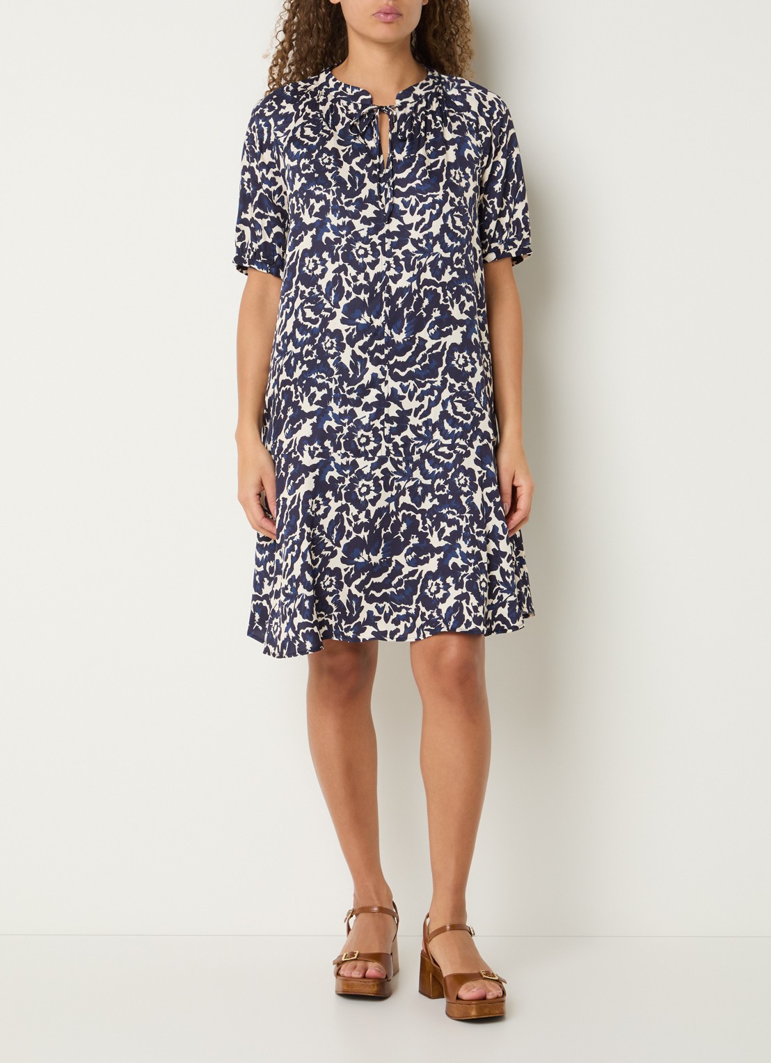 Gerard Darel Raliah mini tuniekjurk met bloemenprint - voorkant 2 donkerblauw