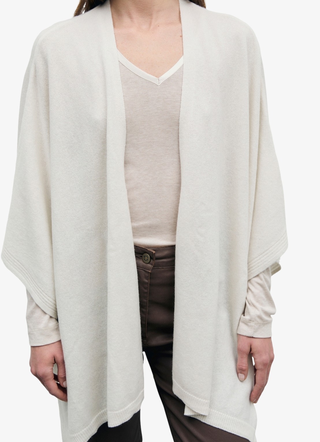 Gerard Darel Reya fijngebreide poncho van kasjmier - detail 4 creme