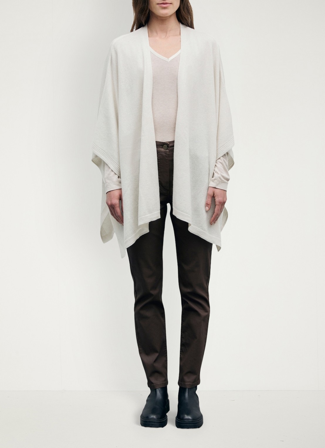 Gerard Darel Reya fijngebreide poncho van kasjmier - voorkant 3 creme