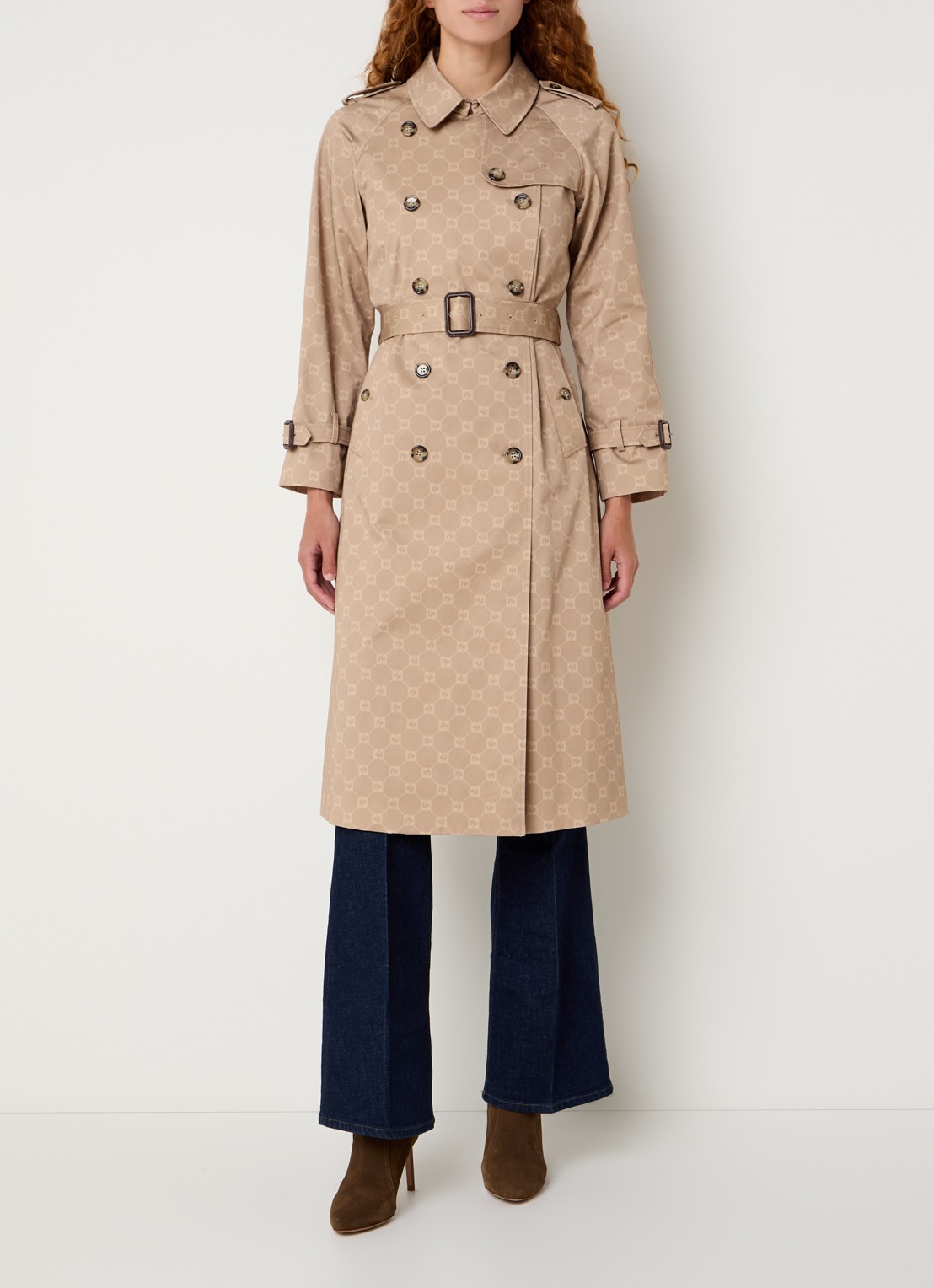 Gerard Darel Serge double-breasted trenchcoat met logoprint en ceintuur - detail 4 beige