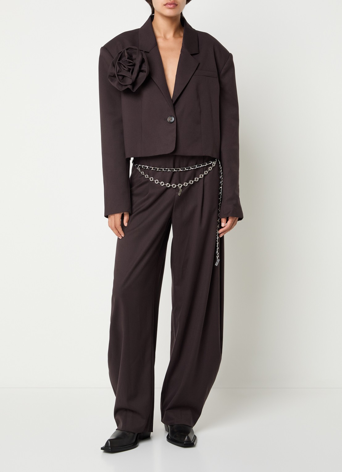 Gestuz Callia high waist wide fit pantalon met steekzakken - voorkant 4 donkerbruin