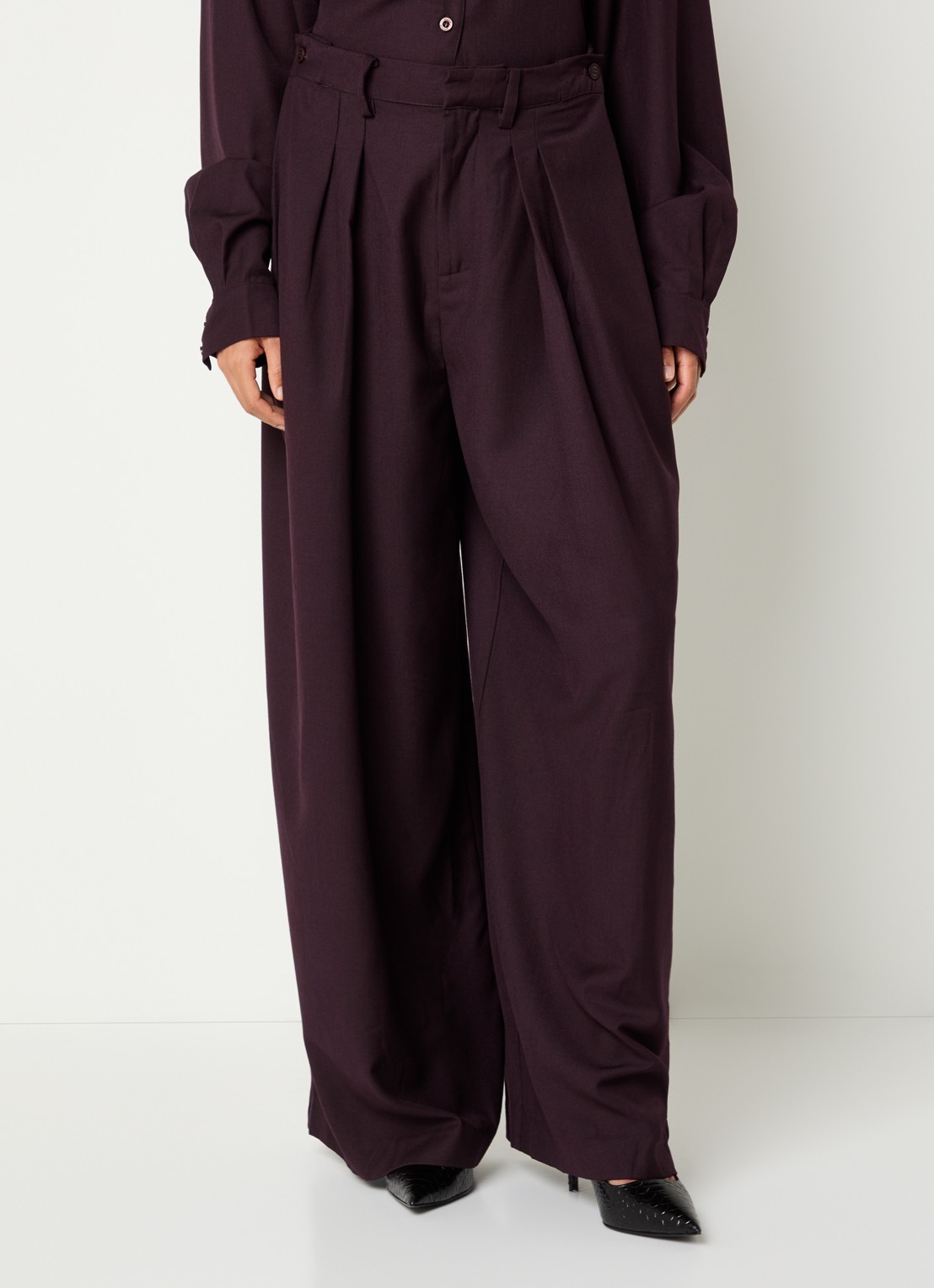 Gestuz Chany high waist wide fit pantalon met steekzakken - detail 4 kastanjebruin
