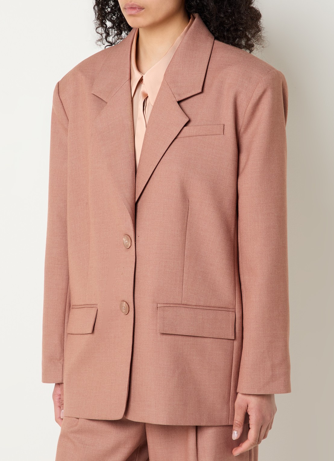 Gestuz GZpaula blazer met klepzakken - detail 3 roodbruin