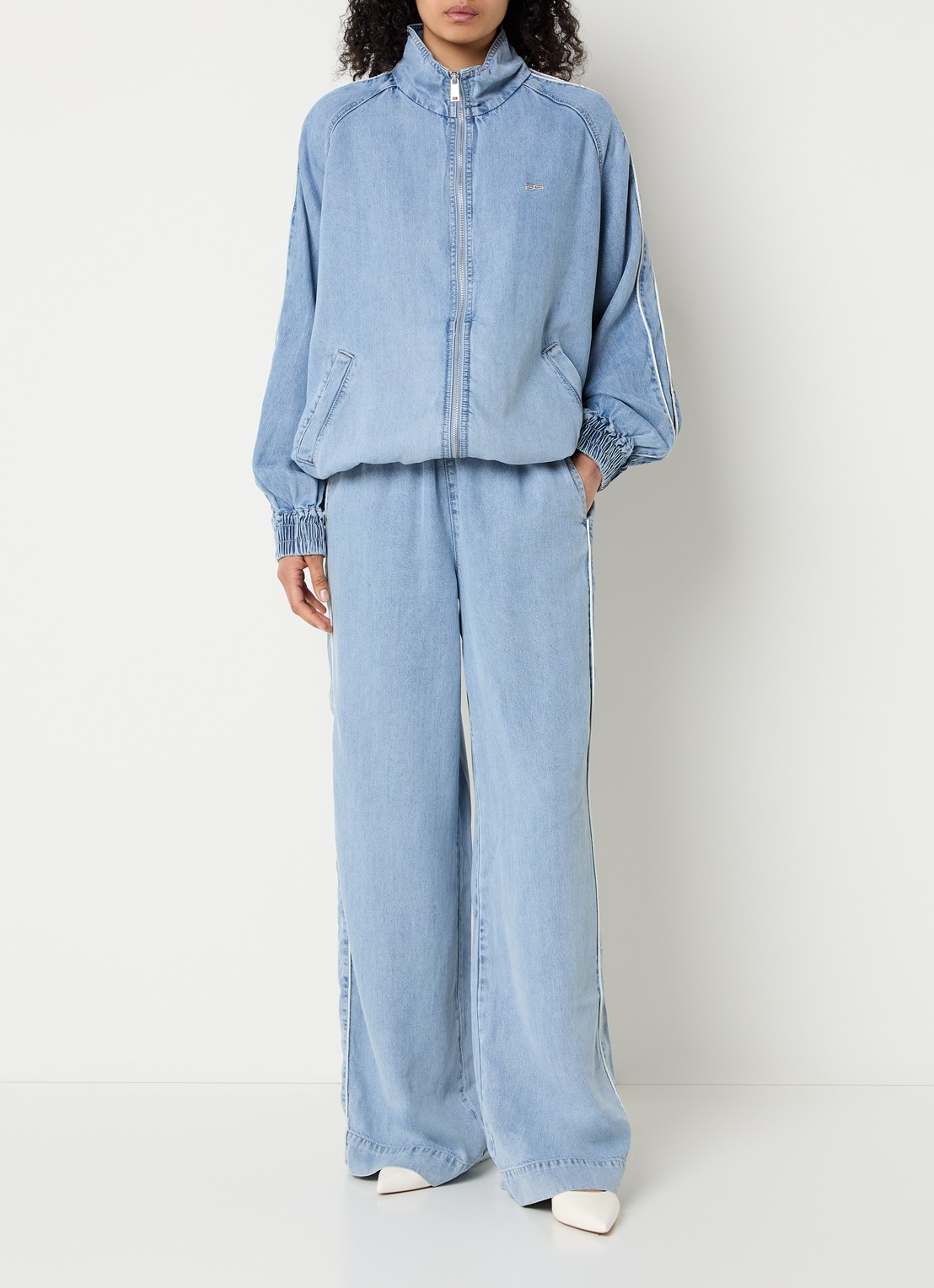 Gestuz GZsea high waist loose fit broek van chambray - voorkant 4 indigo