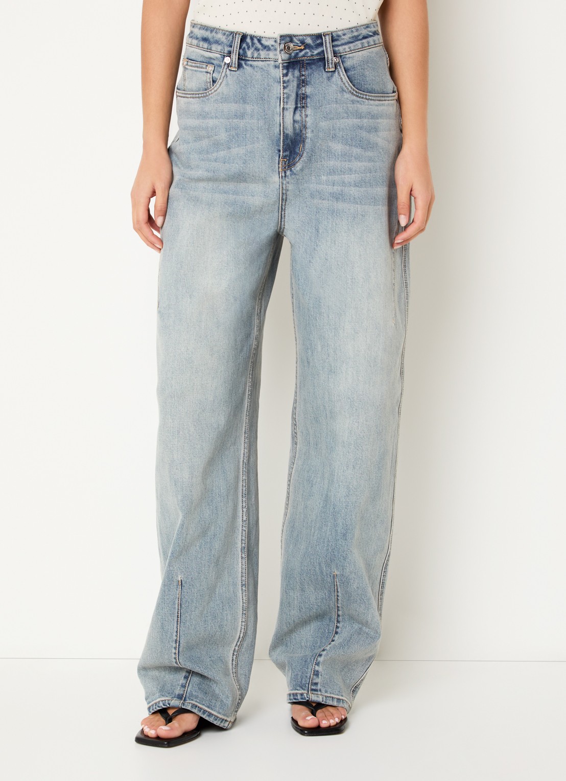 Gestuz Noma high waist loose fit jeans met lichte wassing - detail 3 indigo