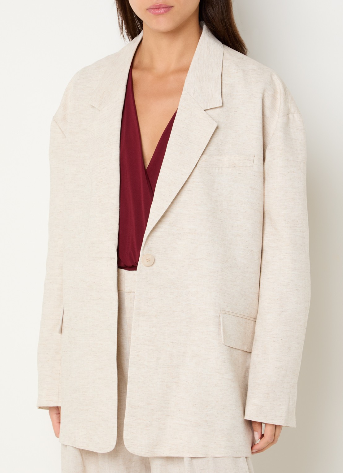 Gestuz Riava blazer in linnenblend met klepzakken - detail 3 creme