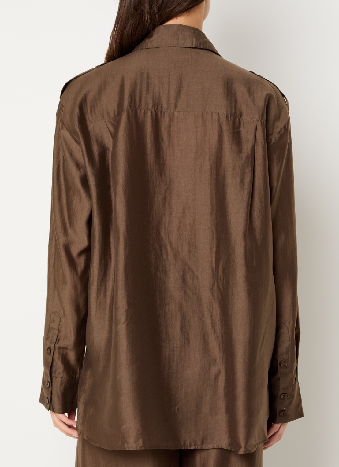 Gestuz Siora blouse van satijn met borstzakken - achterkant 2 donkerbruin