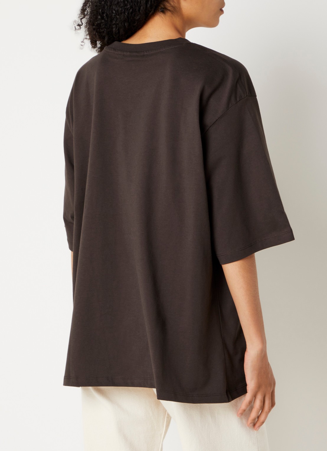 Gestuz Timune T-shirt met logoborduring - achterkant 2 ivoor