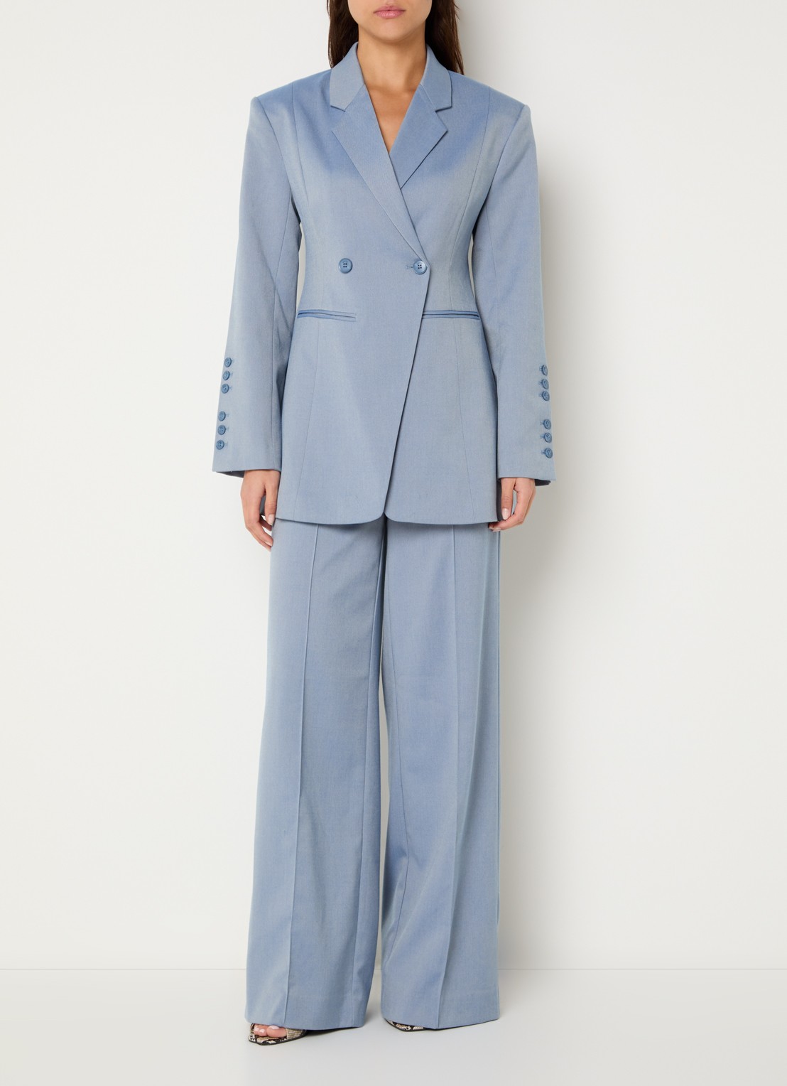 Gestuz Wendi double-breasted blazer met paspelzakken - voorkant 2 blauwgrijs