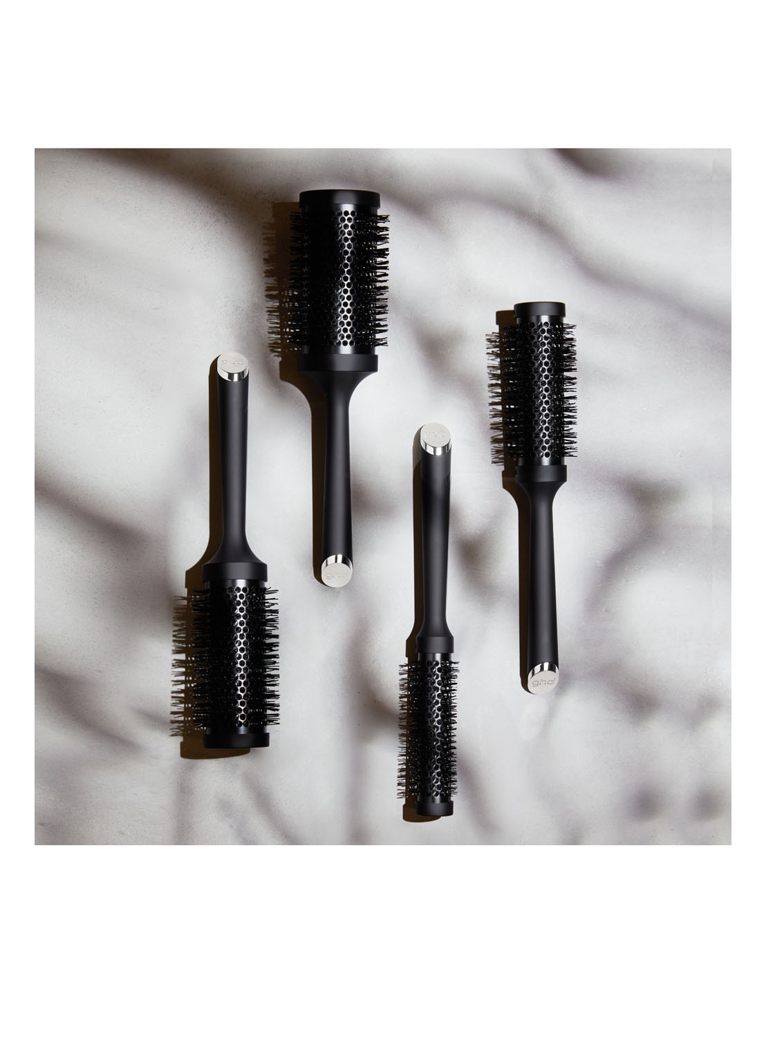 ghd Ceramic vented radial brush Maat 2 - 35 mm - ronde keramische föhnborstel - detail 4 zwart