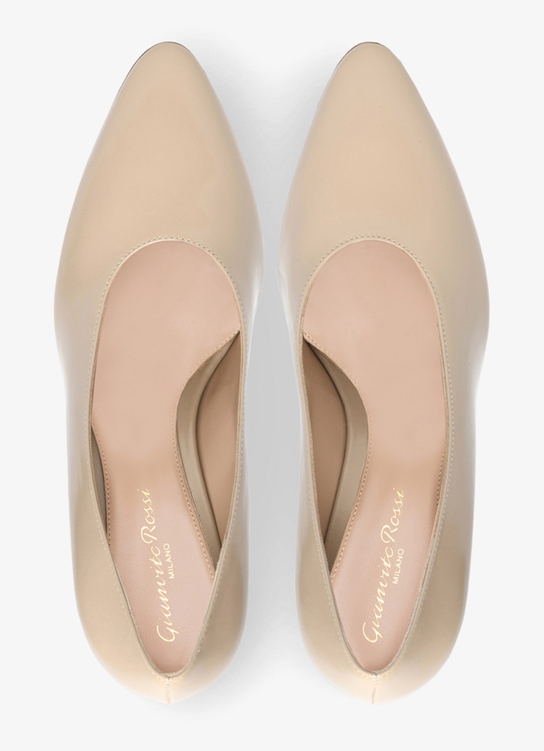 Gianvito Rossi Amelia pump van leer met lakfinish - detail 3 beige