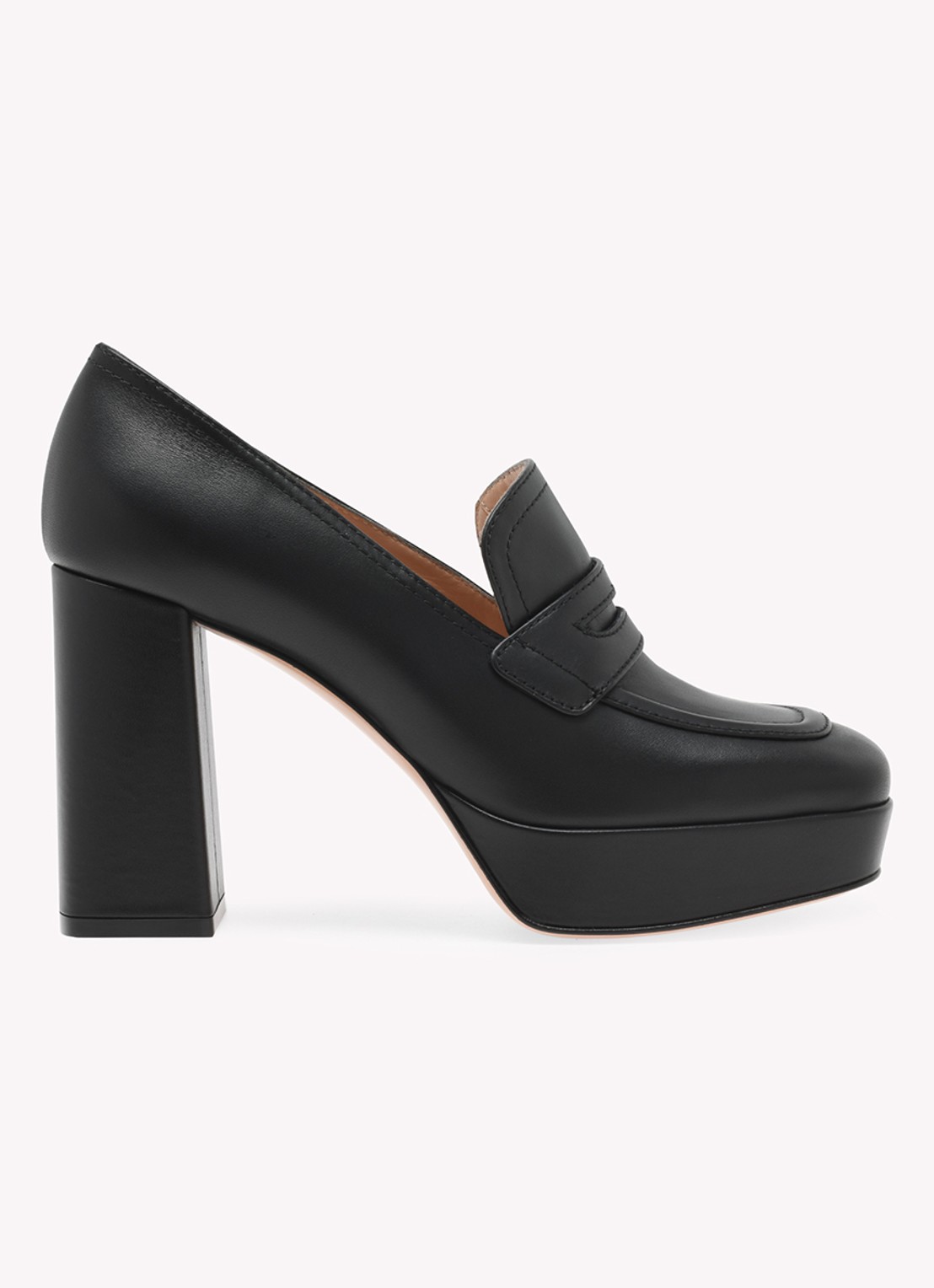 Gianvito Rossi Rouen pump van kalfsleer - voorkant 3 zwart