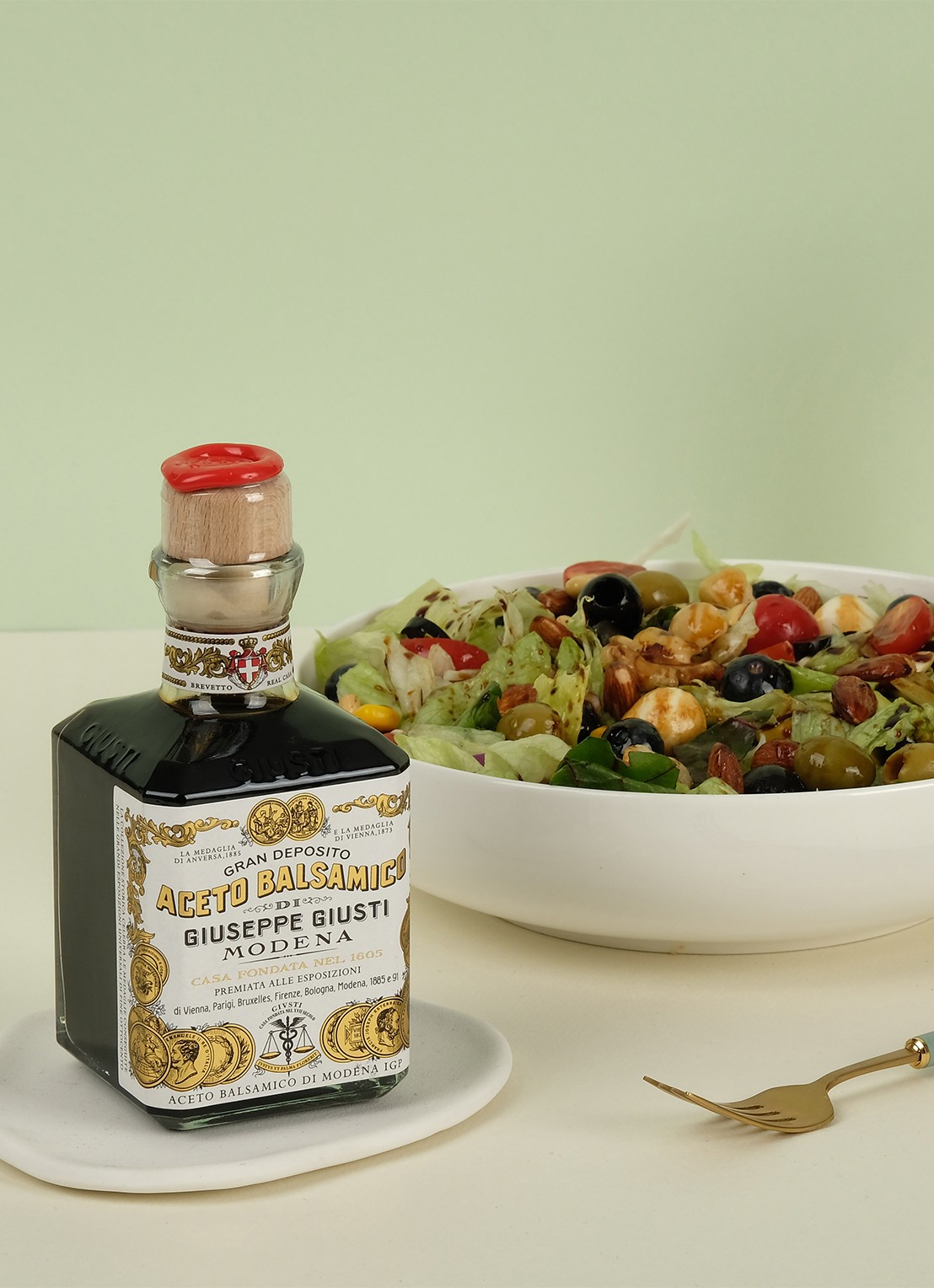 Giusti Balsamico di Modena 2 Medaglie balsamicoazijn 250 ml - detail undefined