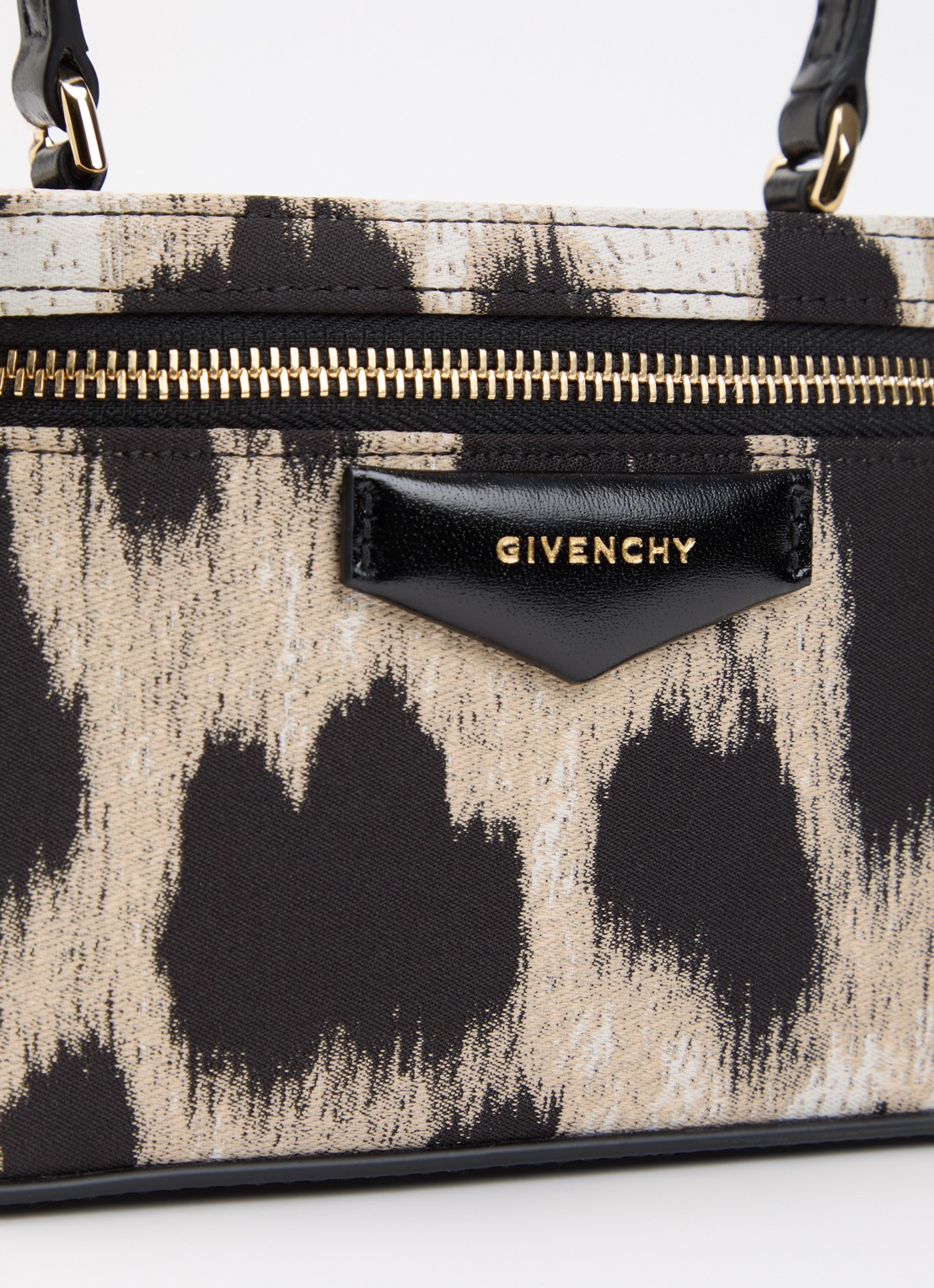 Givenchy Antigona handtas met panterprint en afneembare schouderriem - detail 4 beige