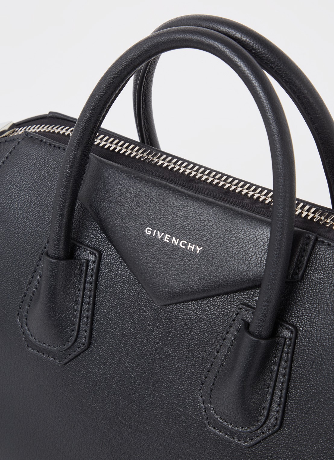 Givenchy Antigona Medium handtas van geitenleer - detail 7 zwart
